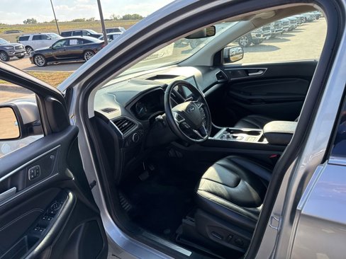 Used 2022 Ford Edge Titanium image 19