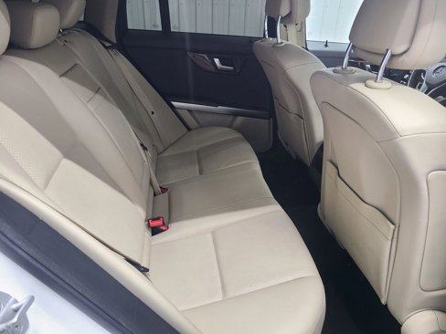 Used 2014 Mercedes-Benz GLK 350 2WD image 38
