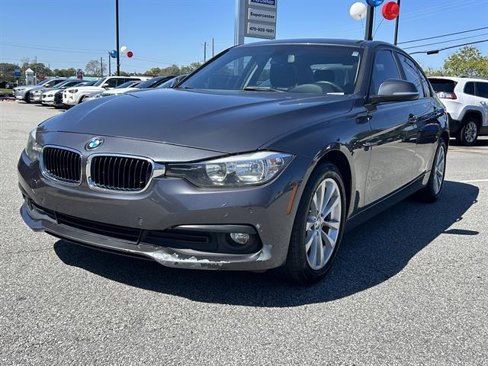 Used 2016 BMW 320i Sedan image 3