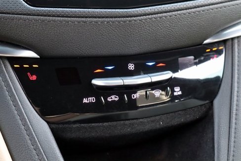 Used 2018 Cadillac XT5 Luxury image 7