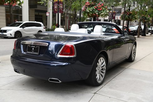 Used 2020 Rolls-Royce Dawn image 5