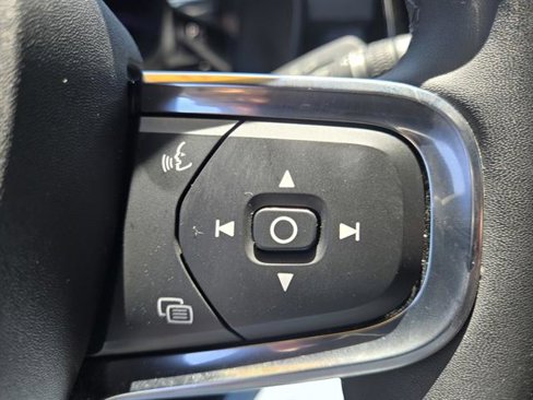 Certified 2023 Volvo C40 P8 Recharge Ultimate image 20