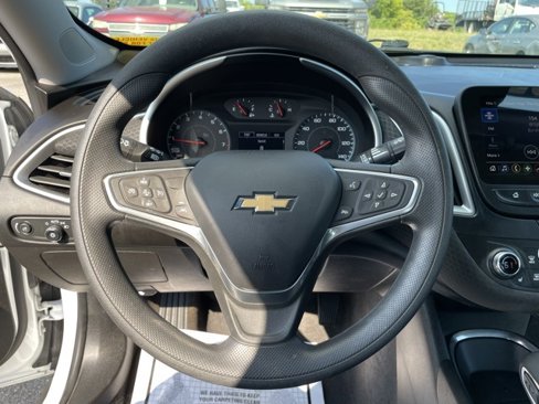 Used 2023 Chevrolet Malibu LT image 16