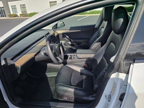 Used 2021 Tesla Model 3 Long Range image 2