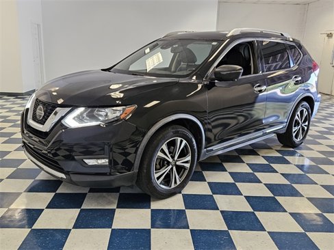 Used 2018 Nissan Rogue SL image 3