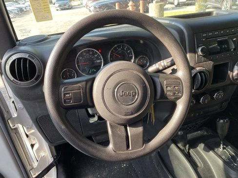 Used 2015 Jeep Wrangler Unlimited Sport image 10