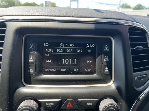 Used 2017 Jeep Grand Cherokee Laredo w/ Quick Order Package 23E image 22