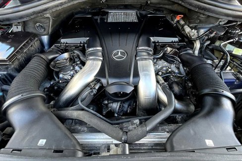 Used 2014 Mercedes-Benz GL 450 4MATIC image 26