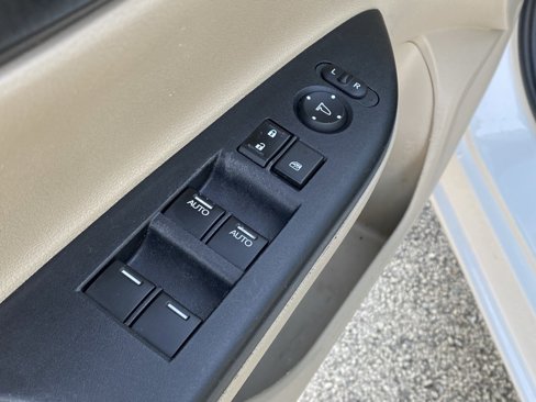 Used 2015 Honda Accord EX-L image 19