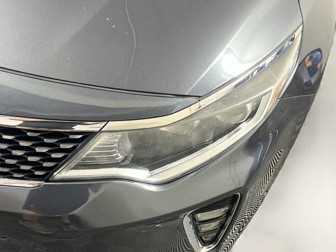 Used 2018 Kia Optima S w/ 18" Alloy Wheels Package image 11