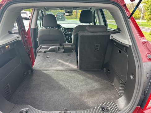 Used 2021 Chevrolet Trax LS image 25
