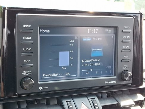 Used 2022 Toyota RAV4 XLE Premium image 18