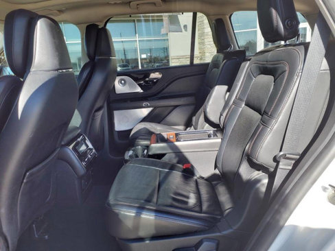 Used 2020 Lincoln Aviator Reserve image 14