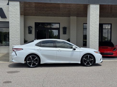 Used 2019 Toyota Camry XSE image 15