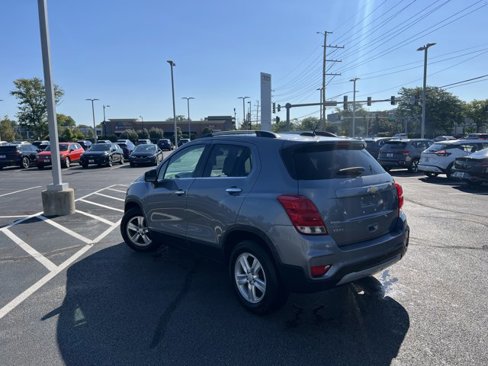 Used 2019 Chevrolet Trax LT w/ LT Convenience Package image 5