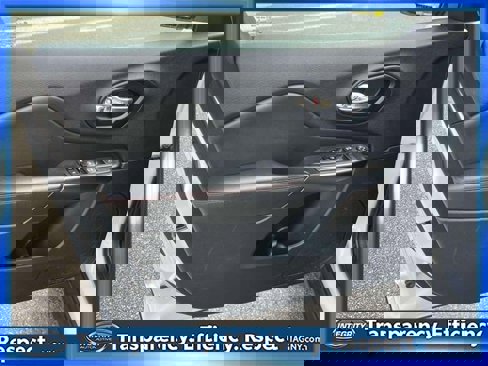 Used 2022 Jeep Cherokee Trailhawk image 16