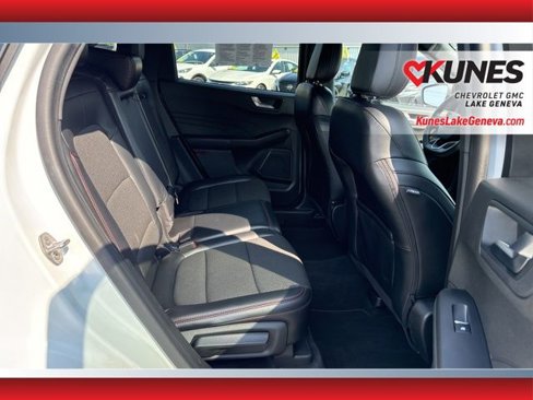 Used 2023 Ford Escape ST-Line image 16
