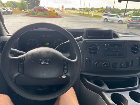 Used 2014 Ford E-250 and Econoline 250 image 13