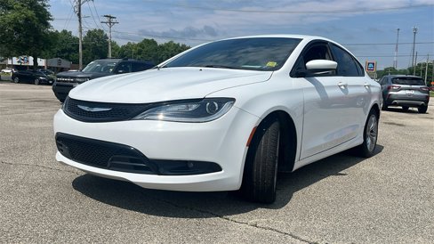 Used 2016 Chrysler 200 S image 7