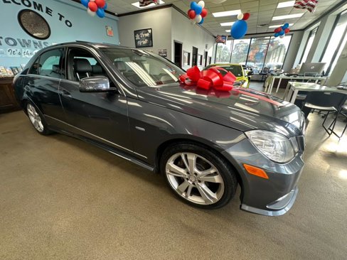 Used 2012 Mercedes-Benz E 350 4MATIC Sedan image 11