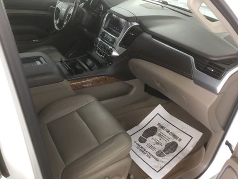 Used 2018 Chevrolet Suburban Premier image 12