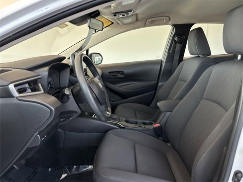 Used 2023 Toyota Corolla LE image 19