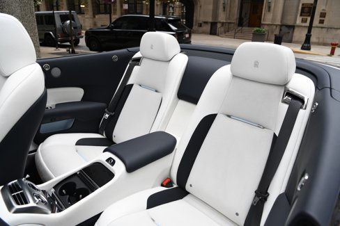 Used 2020 Rolls-Royce Dawn image 11