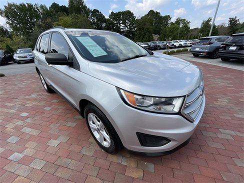Used 2018 Ford Edge SE image 38