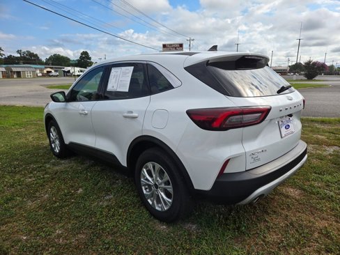 Used 2023 Ford Escape Active image 3
