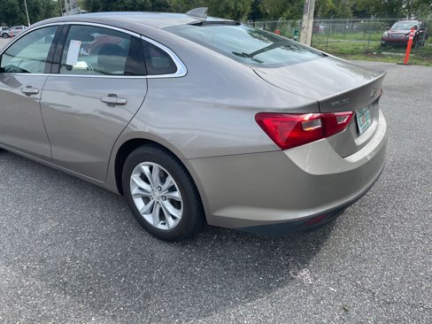 Used 2023 Chevrolet Malibu LT w/ Driver Confidence Package image 5