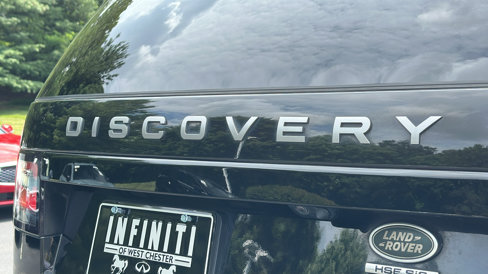 Used 2017 Land Rover Discovery HSE image 9