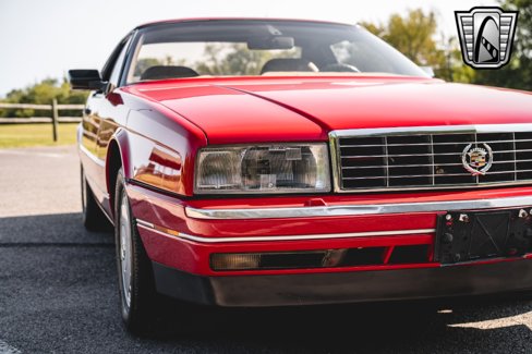 Used 1992 Cadillac Allante image 11
