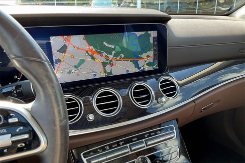 Certified 2020 Mercedes-Benz E 350 4MATIC Sedan image 6