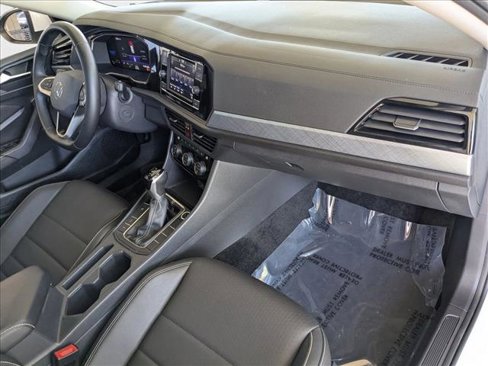 Used 2022 Volkswagen Jetta SE w/ Panoramic Sunroof Package image 20
