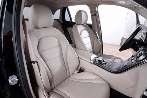 Used 2016 Mercedes-Benz GLC 300 4MATIC image 39