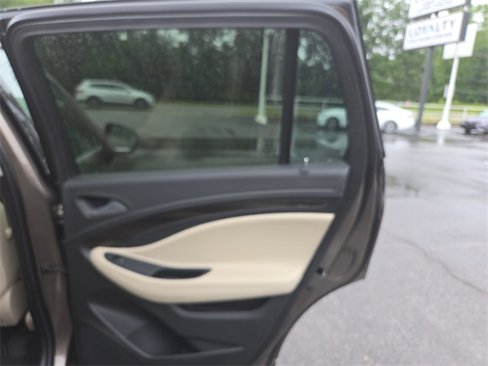 Used 2019 Buick Envision Premium image 31