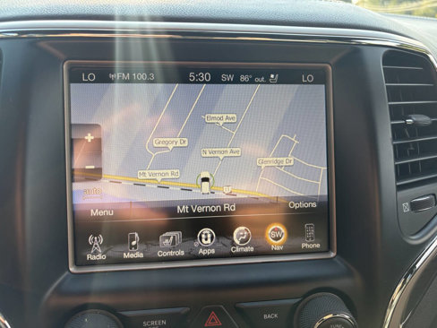 Used 2014 Jeep Grand Cherokee Overland image 21