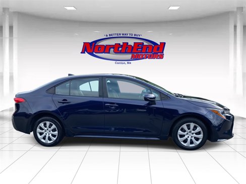 Used 2023 Toyota Corolla LE image 9