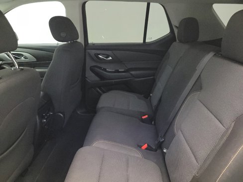 Used 2020 Chevrolet Traverse LS image 18