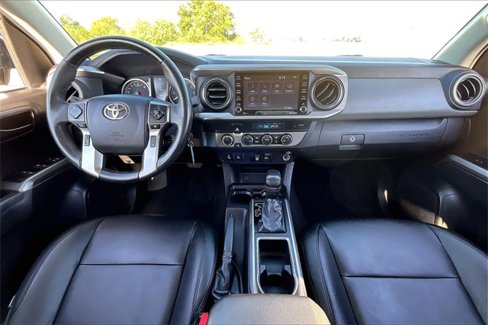 Used 2022 Toyota Tacoma SR5 image 16