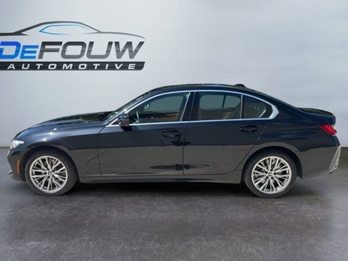 Certified 2023 BMW 330i xDrive Sedan w/ Premium Package image 19