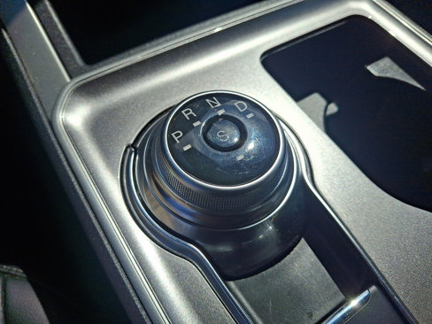 Used 2024 Ford Edge SEL image 15