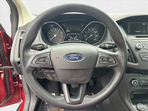 Used 2017 Ford Focus SE image 14