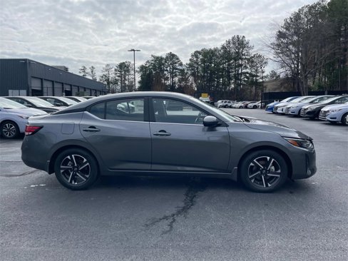 New 2025 Nissan Sentra SV image 2
