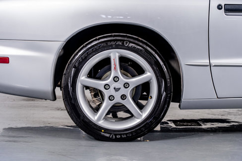 Used 1997 Pontiac Firebird Formula image 11