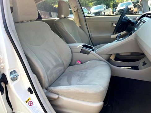 Used 2012 Toyota Prius Three image 31