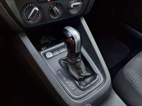 Used 2015 Volkswagen Jetta SE image 8