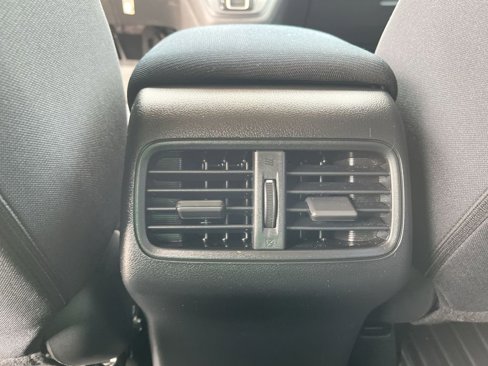 Used 2016 Honda CR-V LX image 32