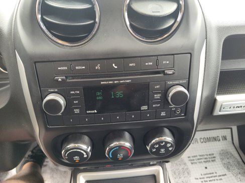 Used 2015 Jeep Compass High Altitude image 26