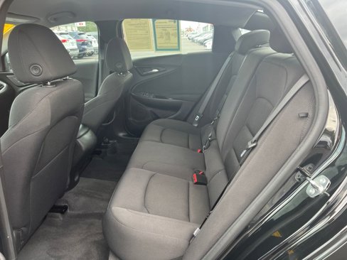 Used 2023 Chevrolet Malibu LS image 17